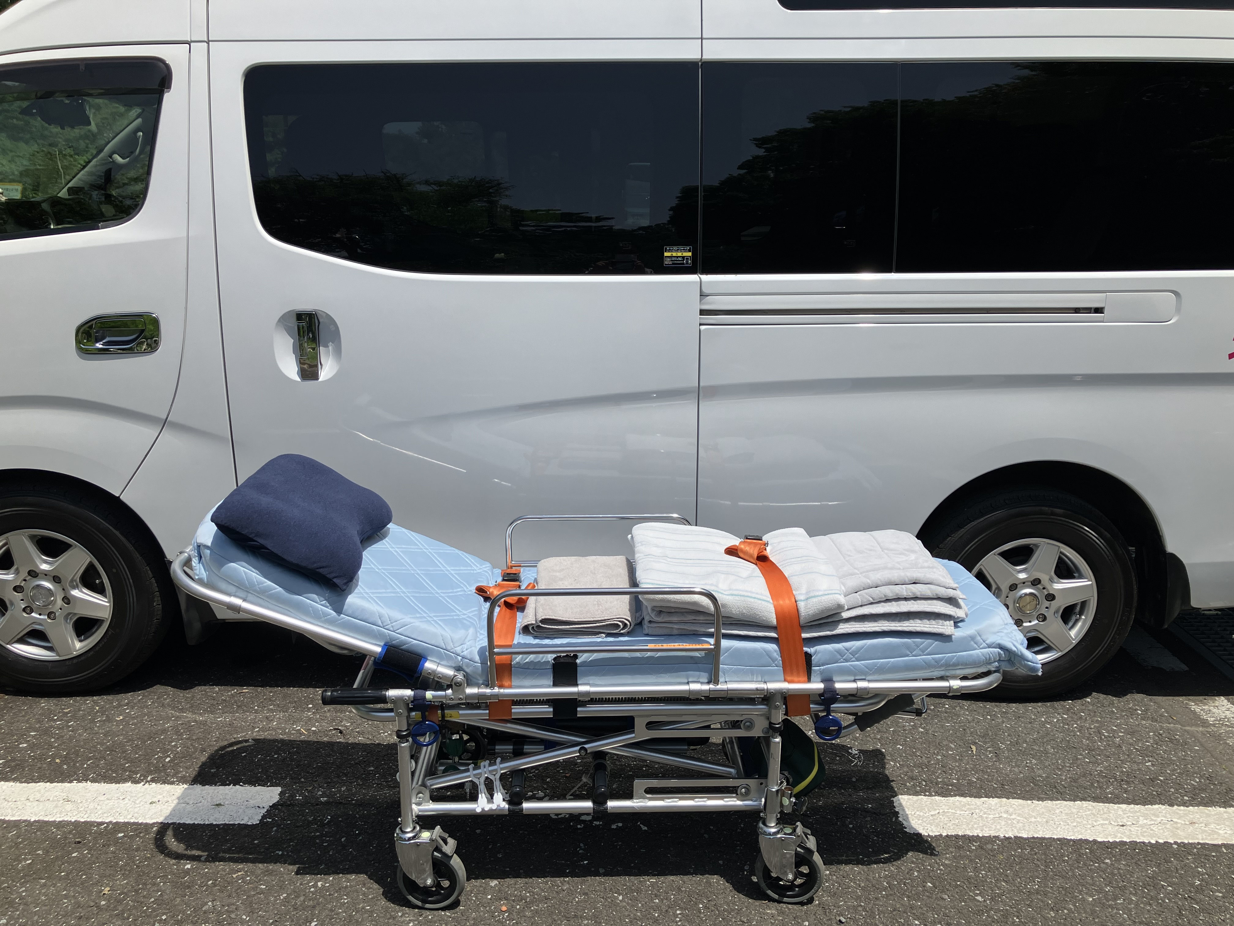 搬送用昇降ストレッチャーC　引き取り限定　東京都 搬送用昇降ストレッチャーC 引き取り限定 東京都 - メルカリ