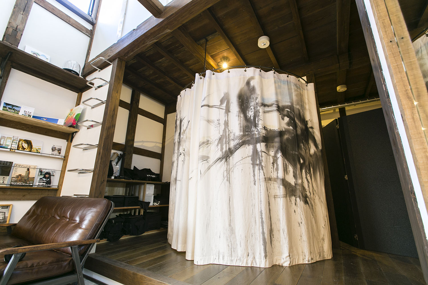 水墨画家 Tamayo Samejima