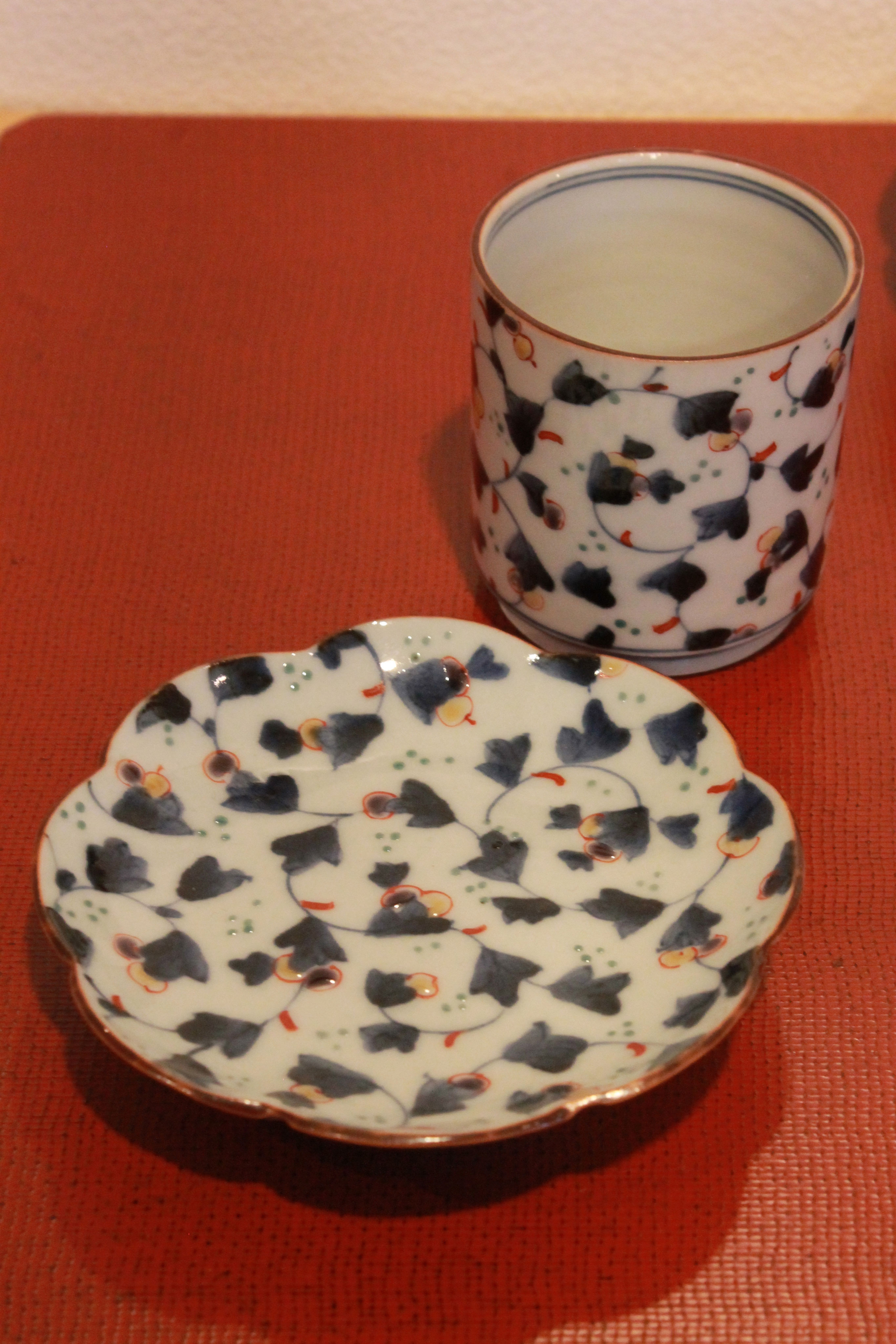 ♦︎美品♦︎ 中荒江道子さん　湯飲みと小皿の4点セット ♦︎美品♦︎ 中荒江道子さん 湯飲みと小皿の4点セット 中