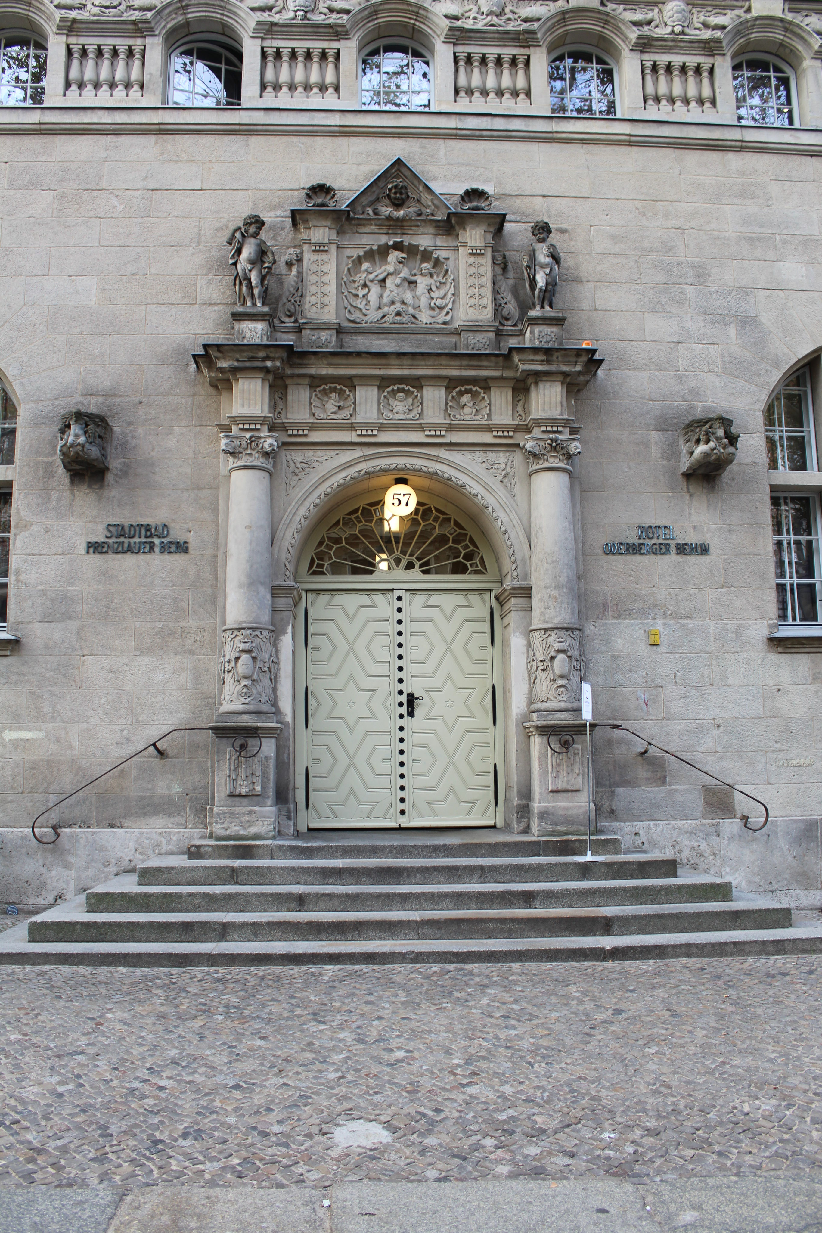 stadtbad oderberger strasse historische hallenbaeder