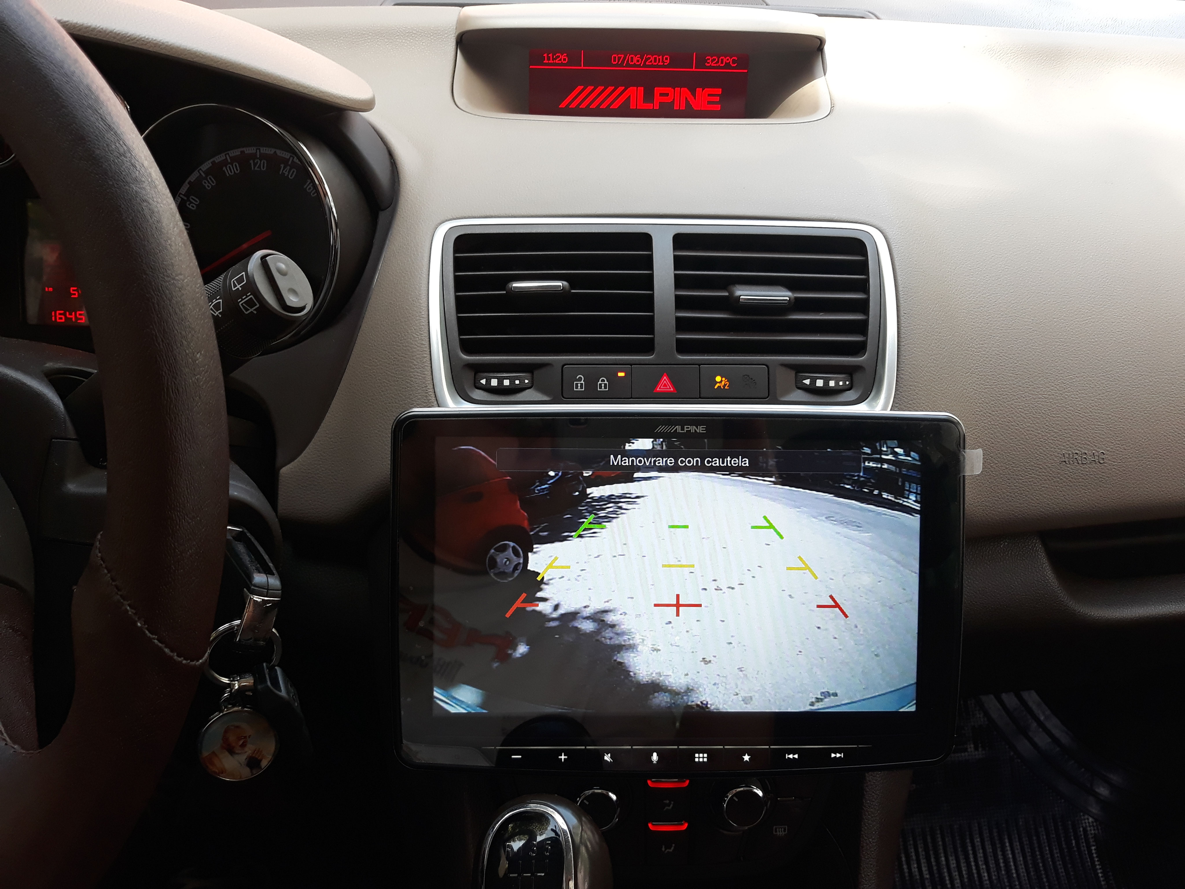 Opel Meriva B 2din retrocamera Alpine iLXf903D 2 din Centro Impact