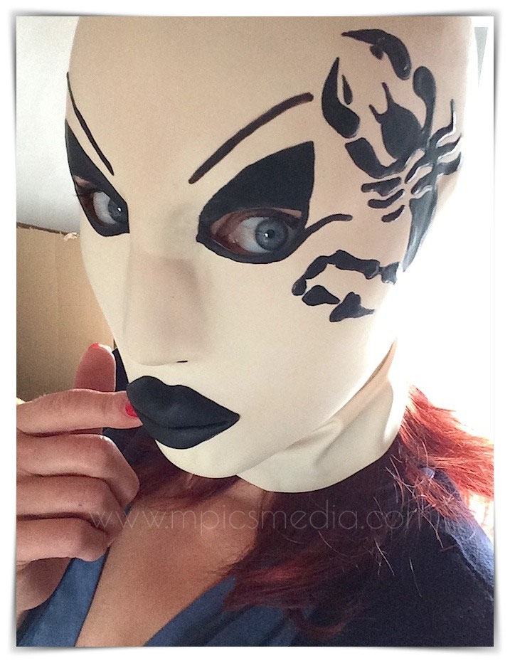 latex masks Bea Miersch