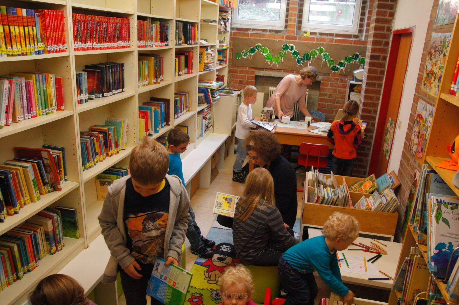 Bibliothek Zum Lernen In Der Nähe Bibliothek mit Schwerpunkt KINDER-Bücher - Webseite der Pfarre Hetzendorf