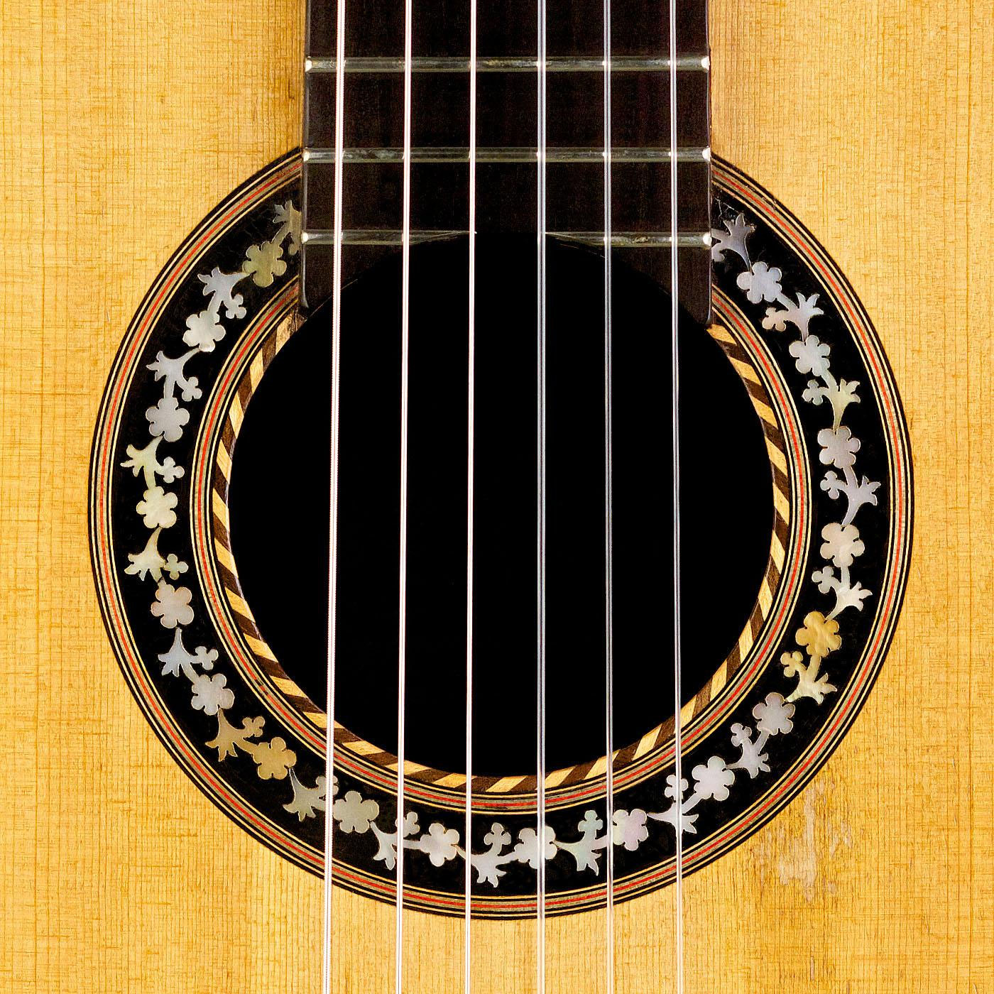 Domingo Esteso 1925 Guitar 2