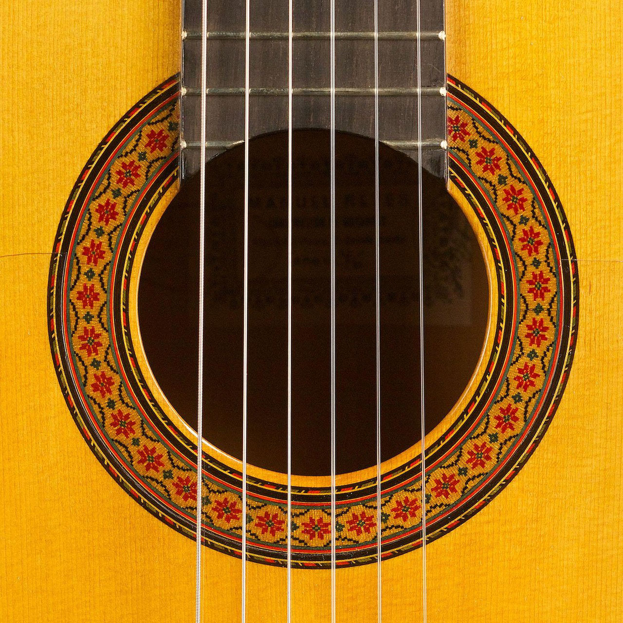 Manuel Reyes 1976 | Guitar 1 - flamenco-guitar.NET