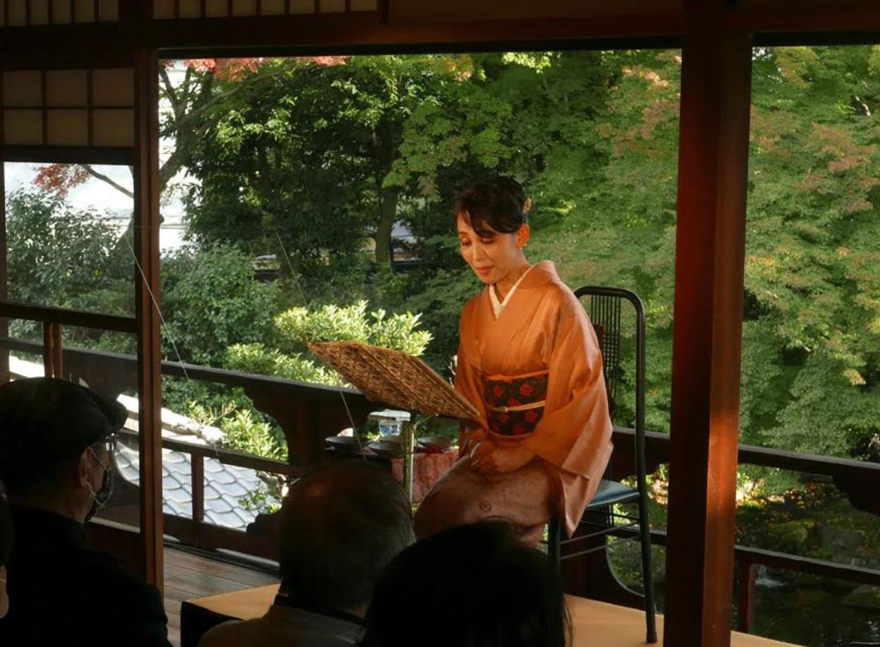 京ことばできく源氏物語 山下智子公式サイト - 京ことば源氏物語 山下智子