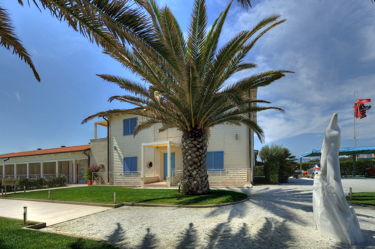 Case Vacanza Bagno Brunella E Ada Beach Stabilimento Balneare A Lido Di Camaiore Versilia