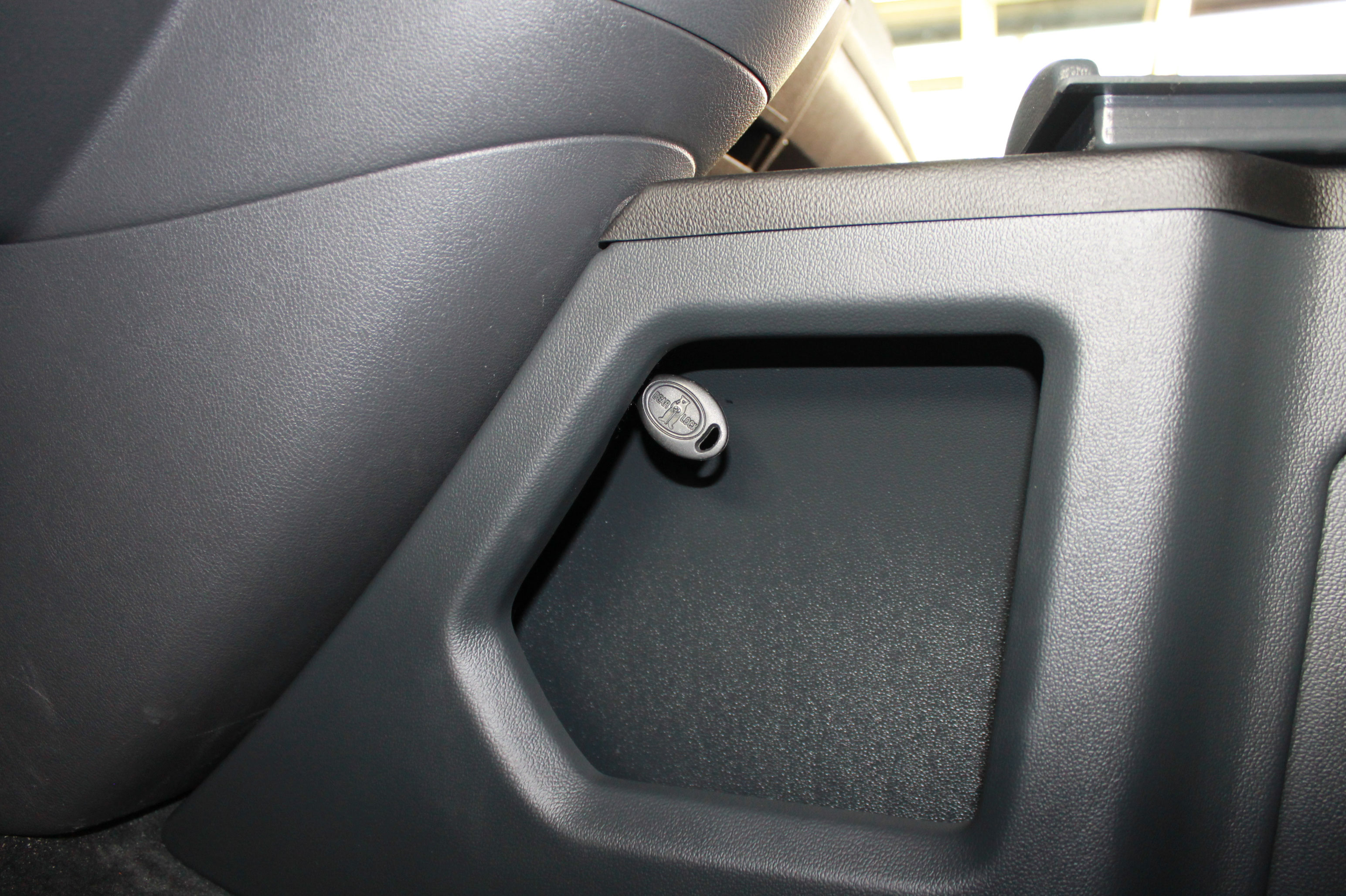T6 Mittelkonsole Komfort - VW T5/6 thefrok  Custom car interior, Car  console, Vw multivan