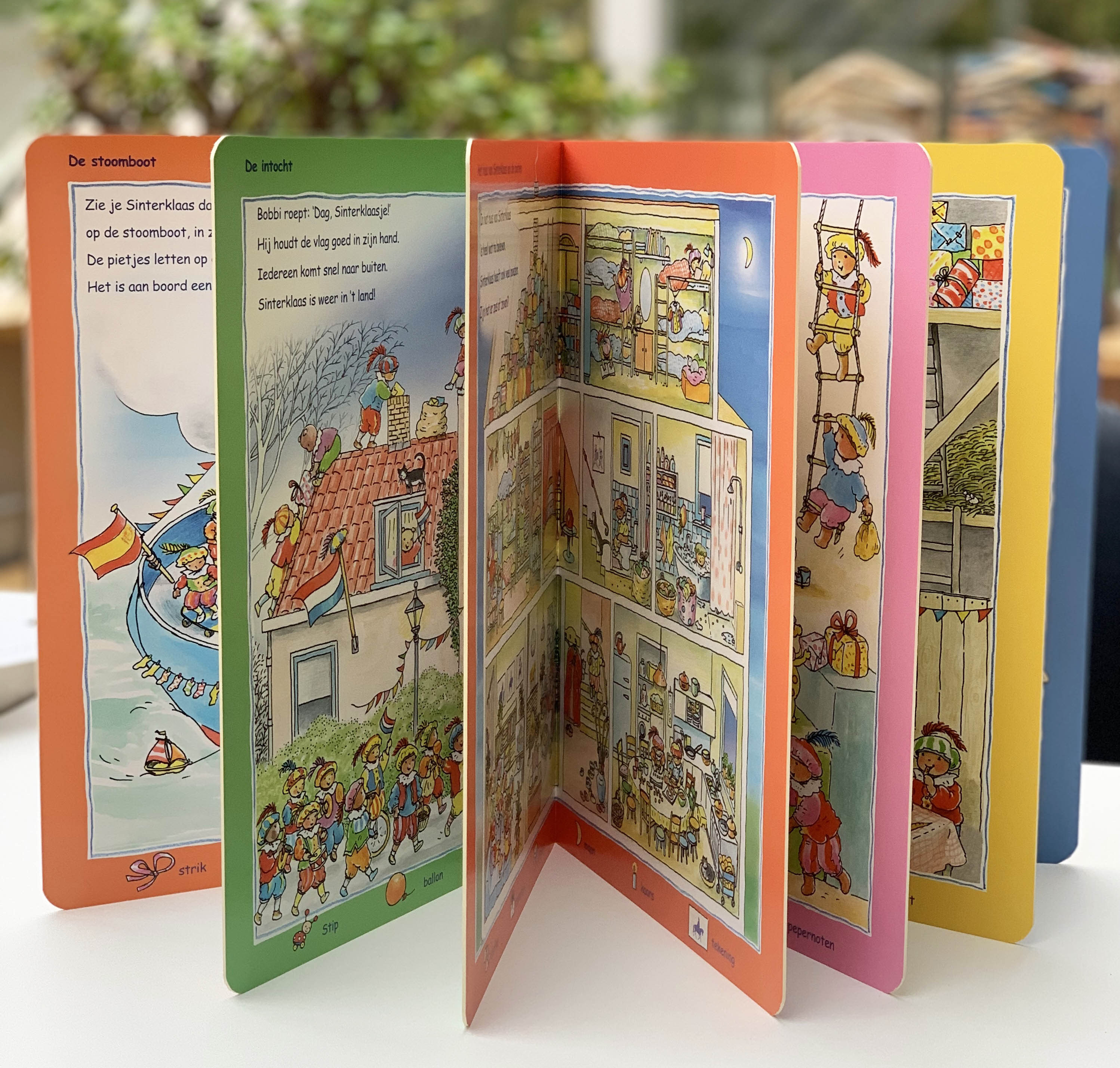 Bobbi 'Sinterklaas kijk en zoekboek' De website van monicamaas! Bobbi 'Sinterklaas kijk en zoekboek' De website van monicamaas!