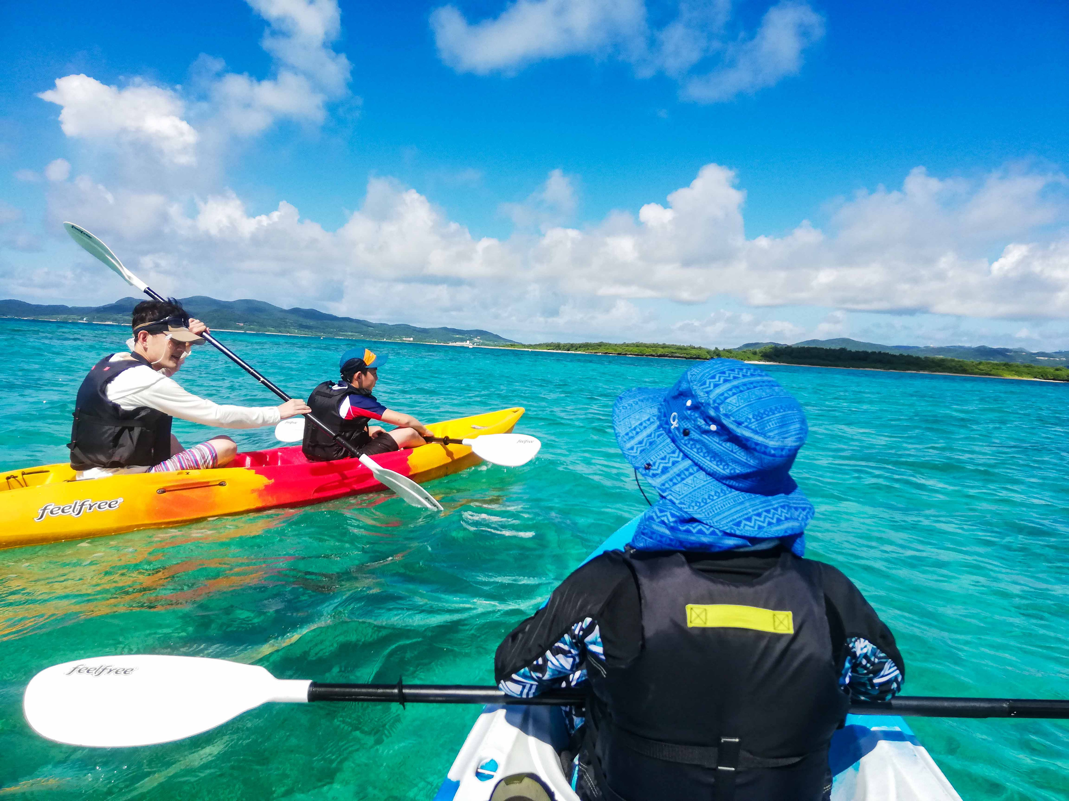 久米島ブルーを体感！！】シーカヤック体験 - 久米島の自然体験ツアー