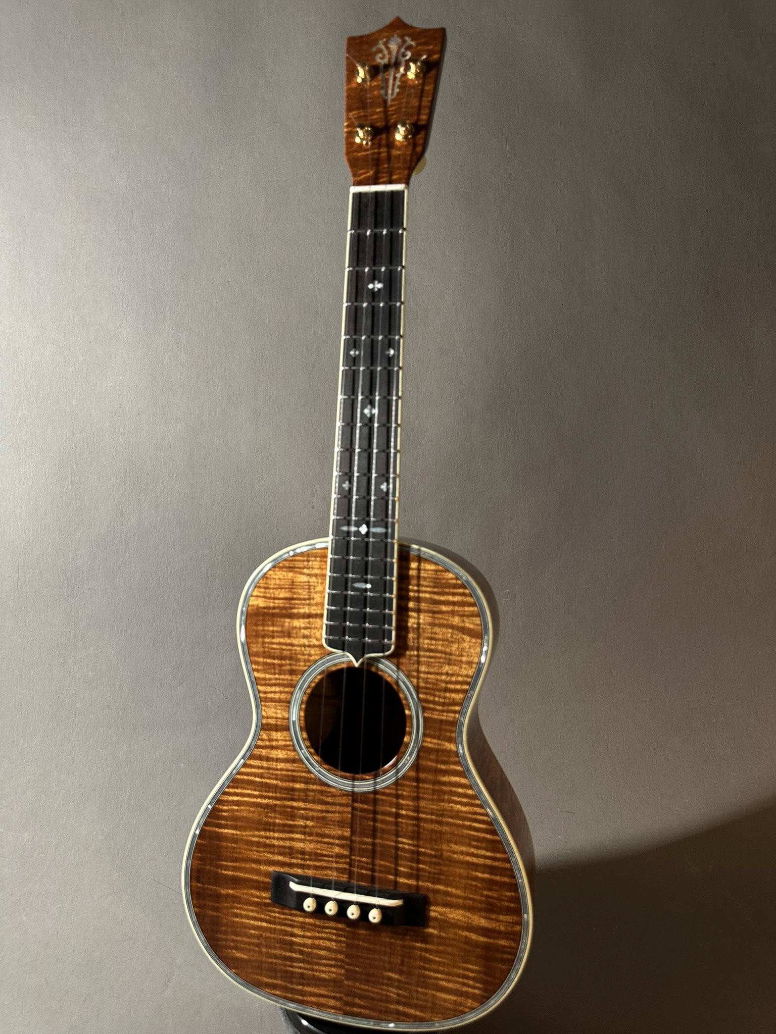 祝tkitkiUkulele＃1500記念モデル - UkuleleShopTANTANお茶の水店