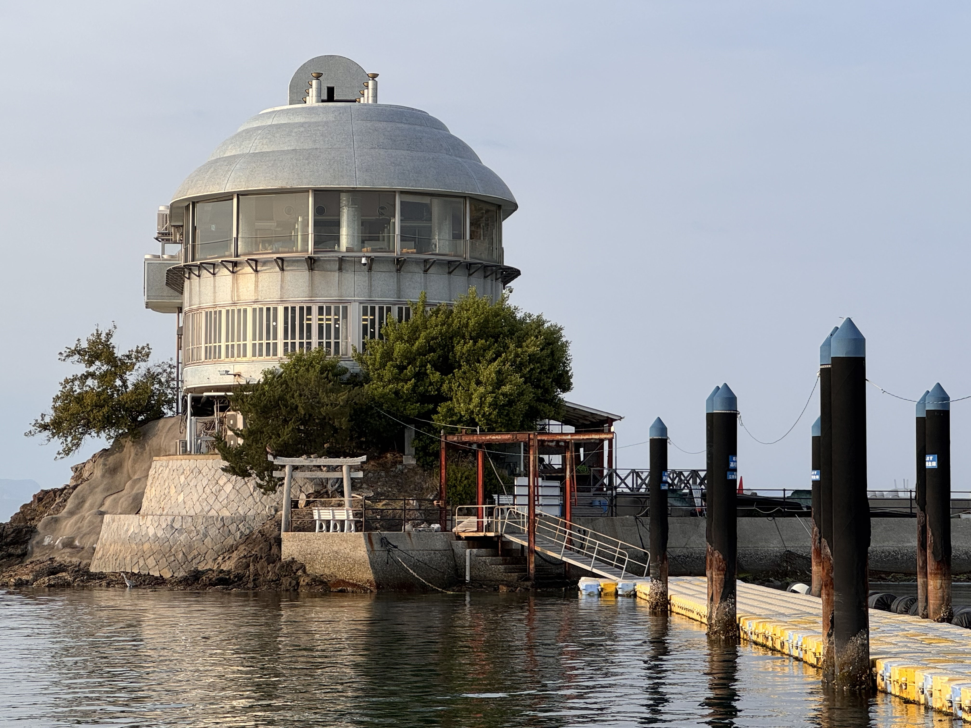 どるふぃんでかページ 施設情報 - 日本ドルフィンセンター公式ホームページ