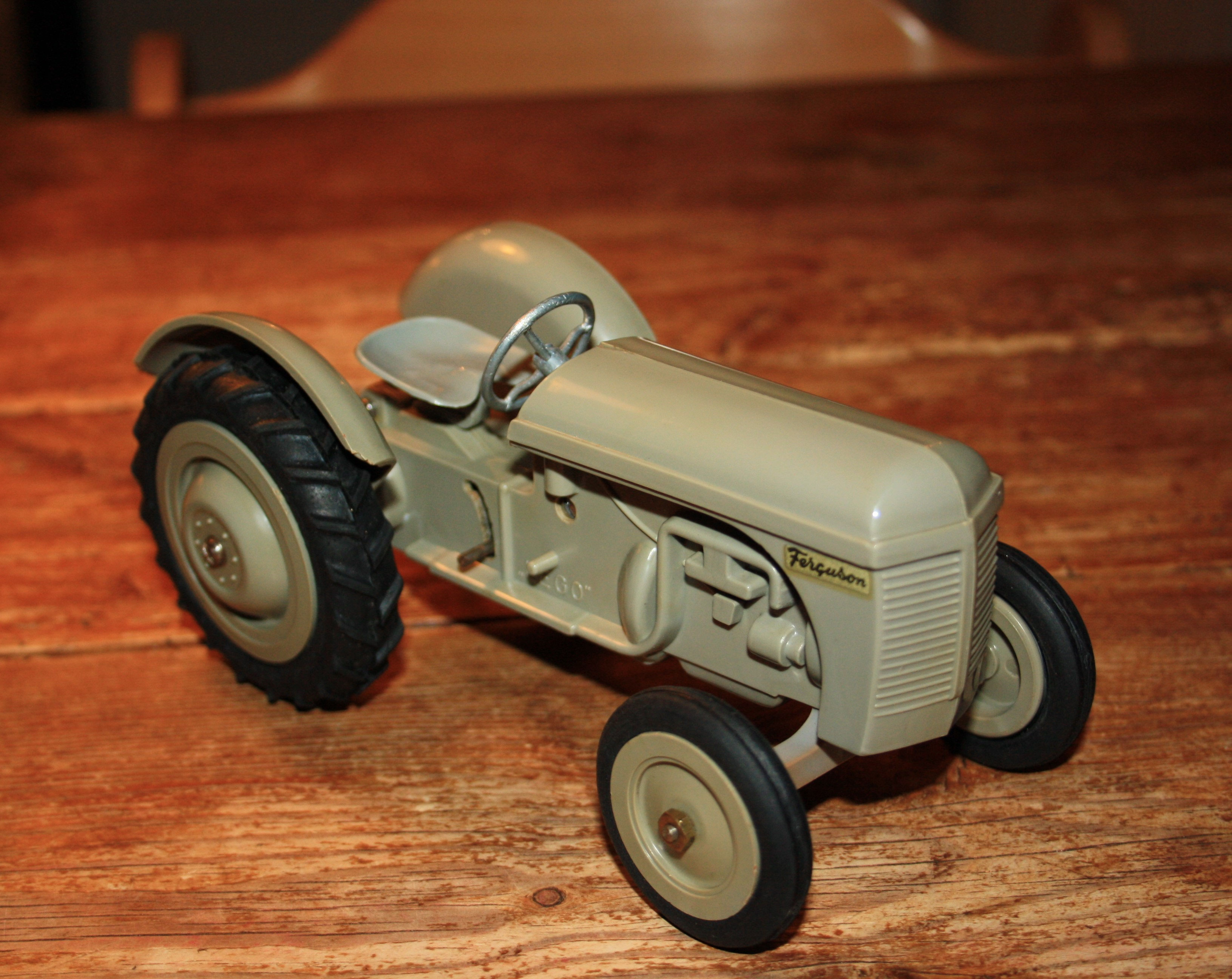 LEGO Ferguson tractor models and accessories Vintage LEGO Toys