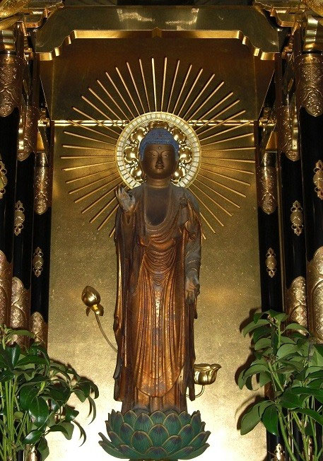 MacBook様keep…明治〜大正期・香木「本師本仏・阿弥陀如来坐像」百済様式 MacBook様keep…明治〜大正期・香木「本師本仏・阿弥陀如来坐像」百済