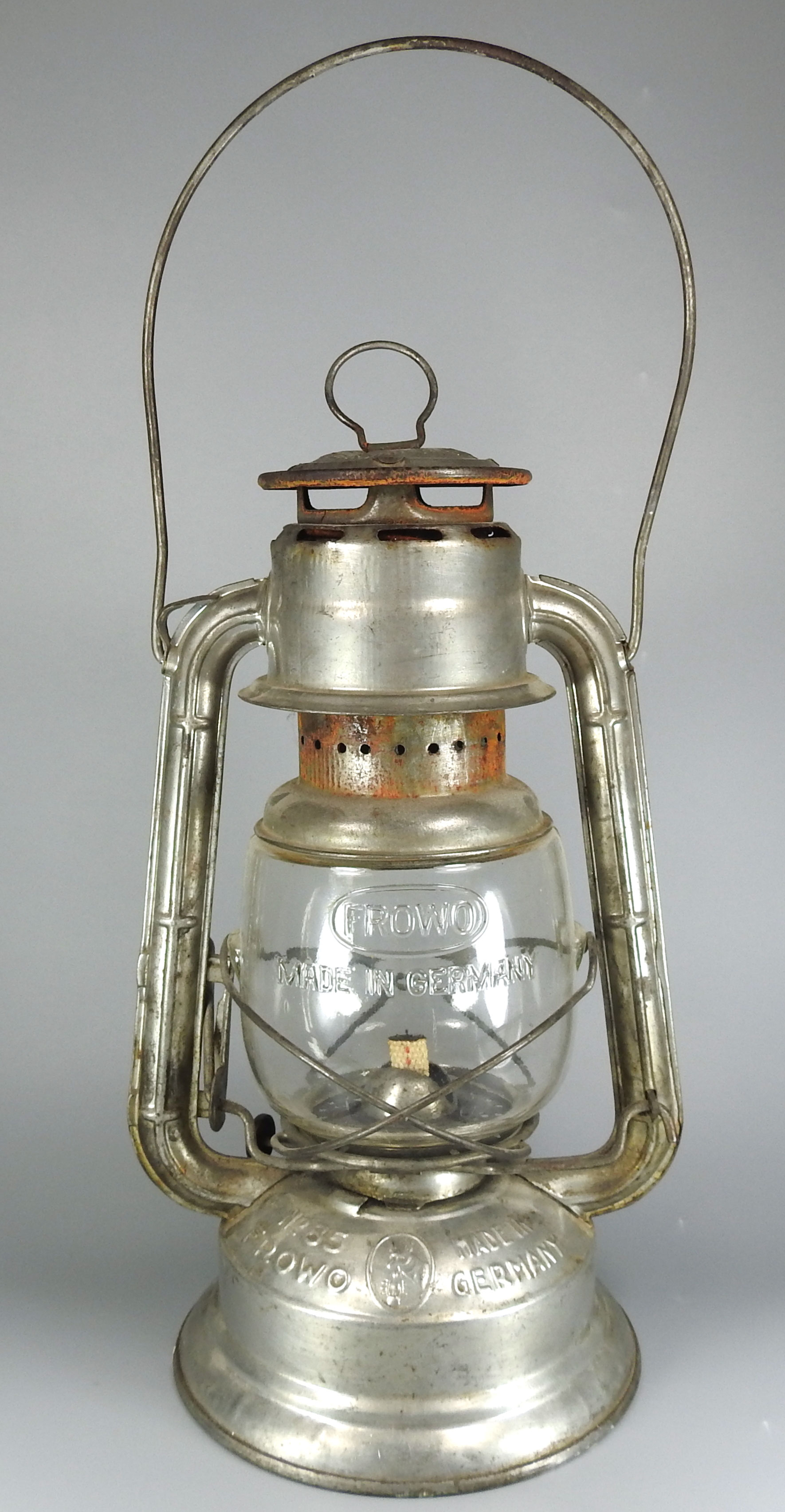 FROWO - 85 - The Loveland Lantern Collection
