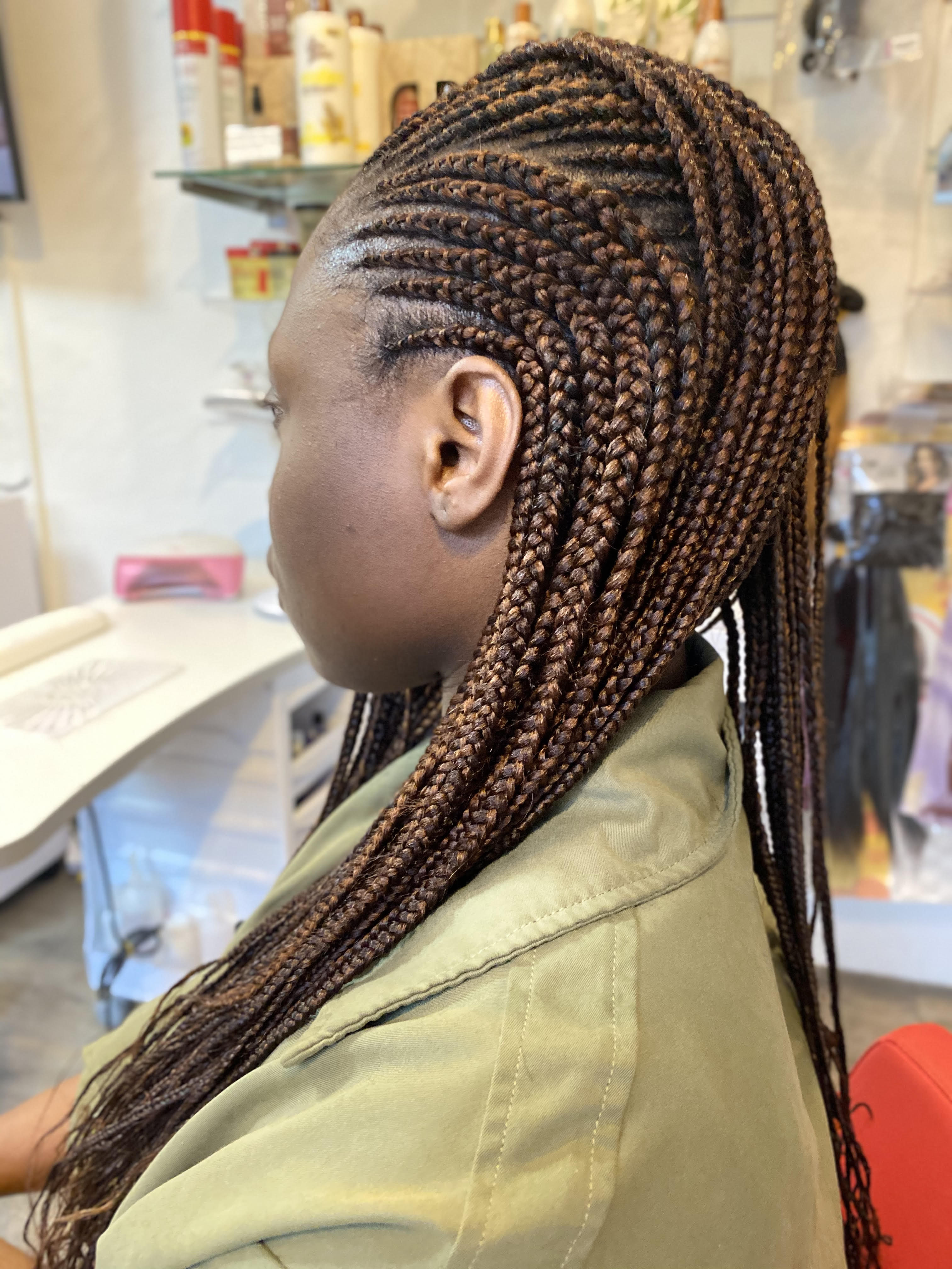 Salon De Coiffure Tresses Africaine A Angouleme Coiffeur Cap Style Salon De Coiffure Cap Style Tissage Cheveux Et Extension Angouleme 16