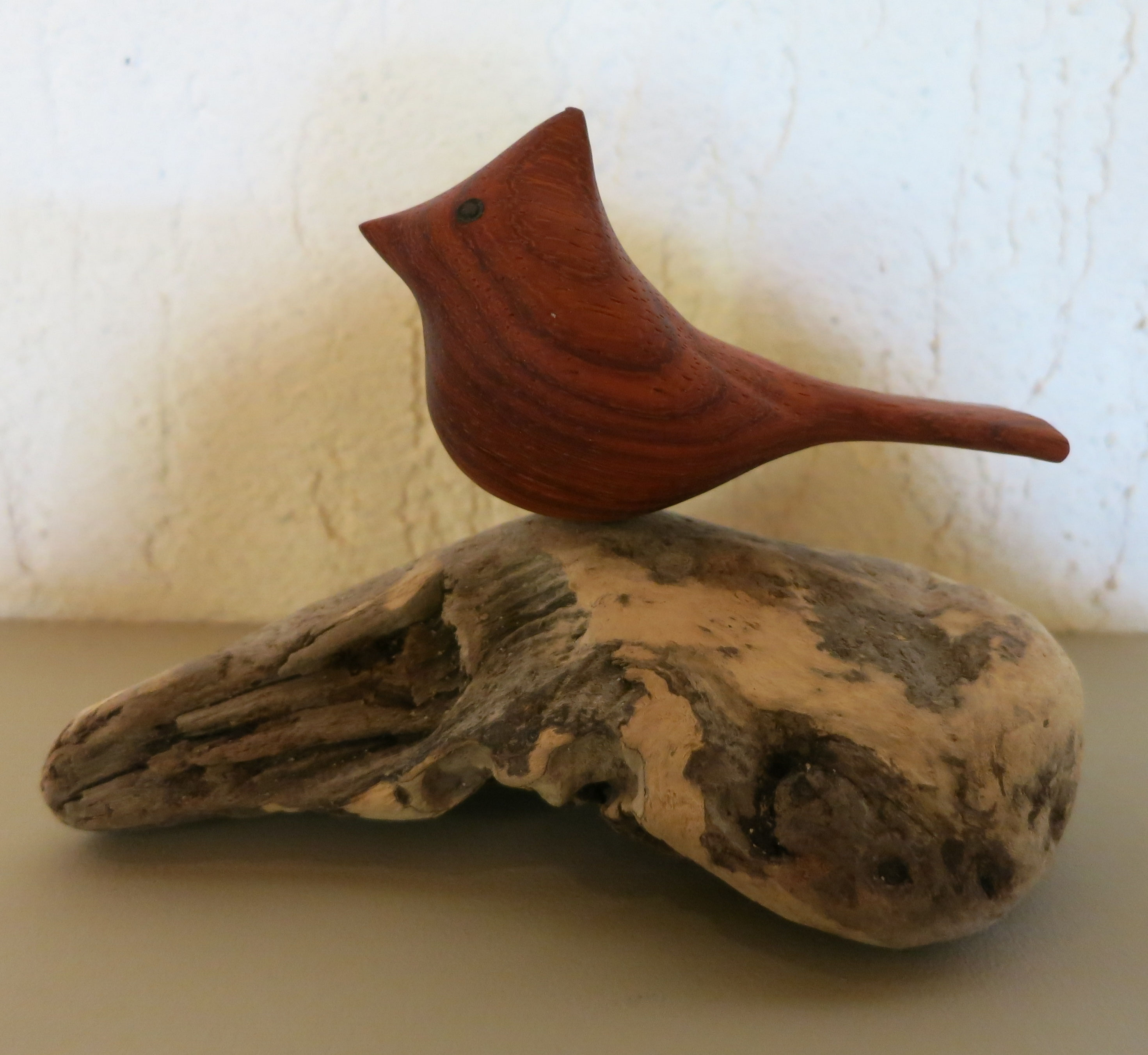 "Bois Plume" petits oiseaux en bois sculptés Thierry Pennamen