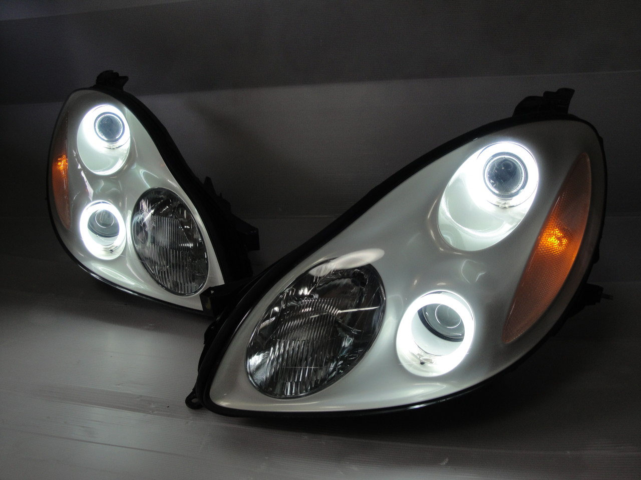 ソアラ40 サイドステップ 左右セット ソアラ UA-UZZ40 左ヘッドランプ