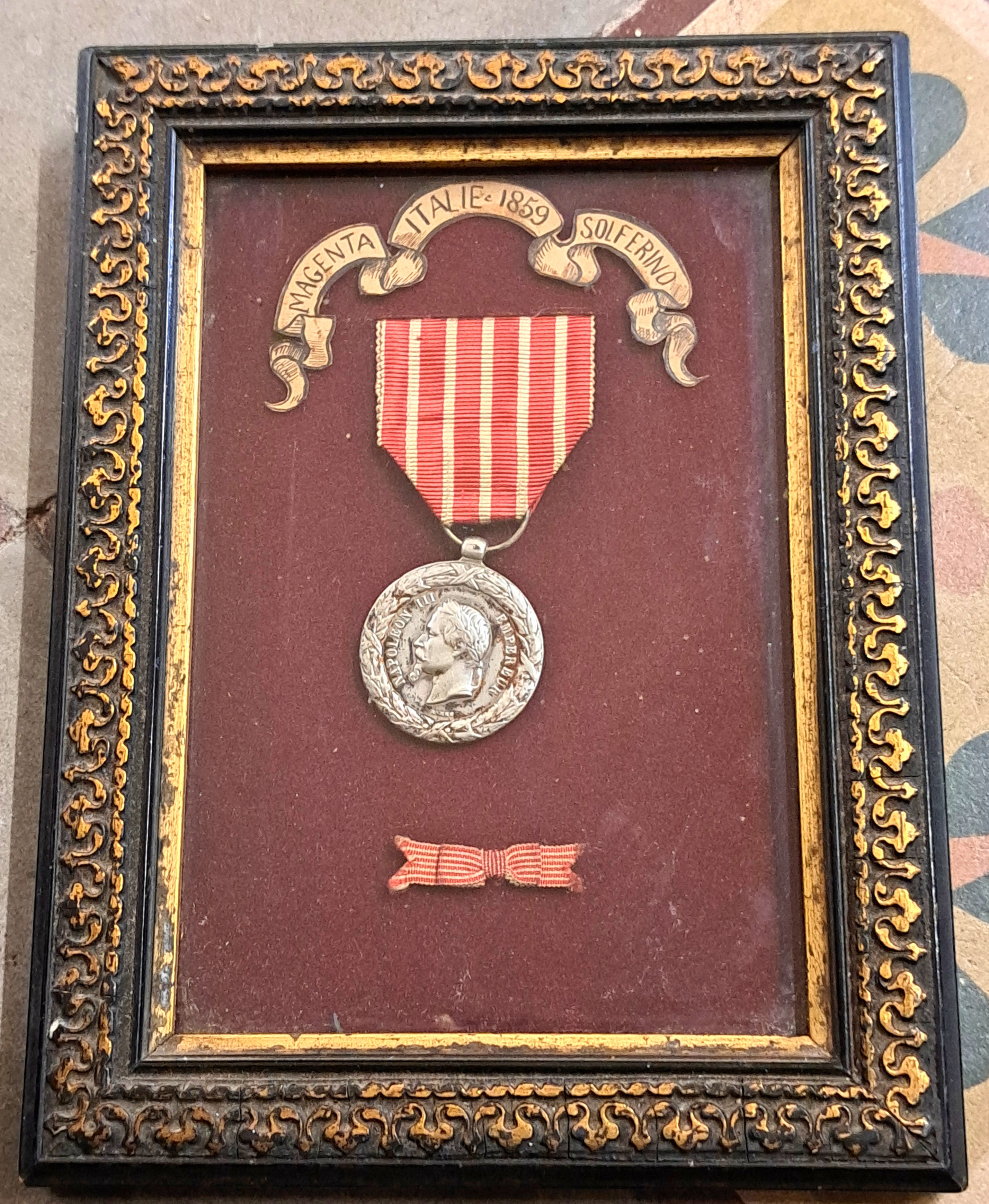 Jeanne d'Arc, médaille-broche en or, France, fin XIXème. (D'occasion) à