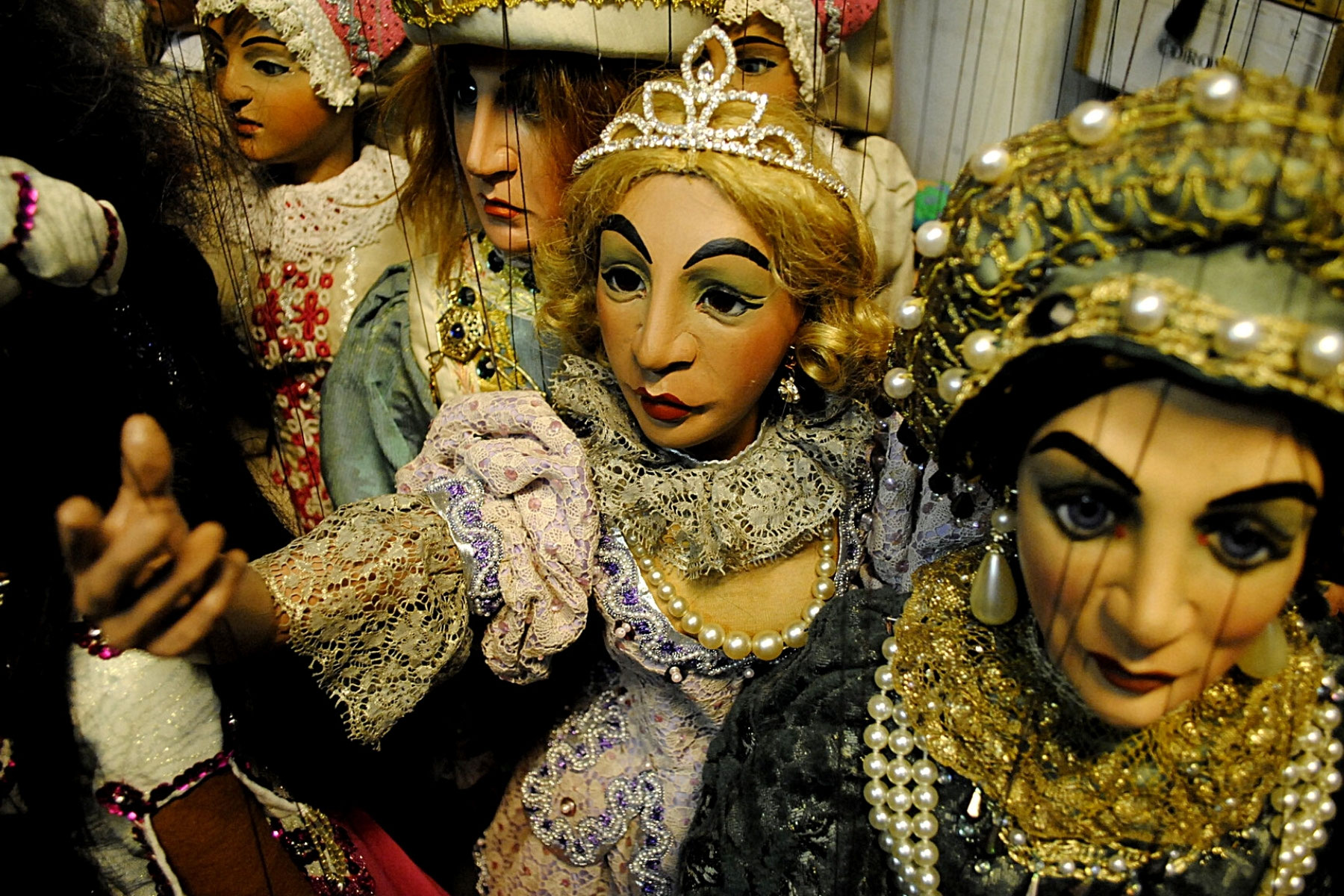 Atelier Carlo Colla & Figli E Spettacolo Di Marionette