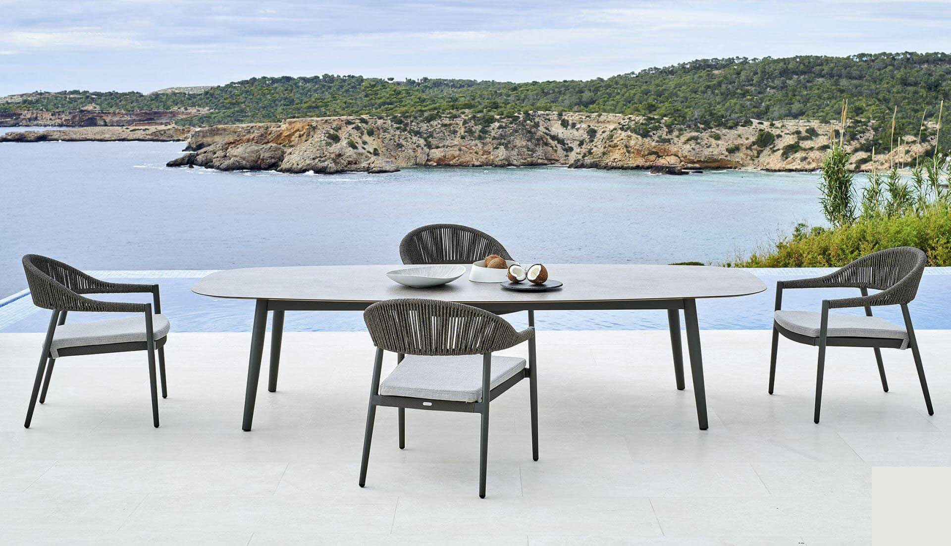 【最終価格】nightwood ny製ダイニングテーブル ダイニングテーブル (ATLS 120×75cm WN) | ニトリネット【公式