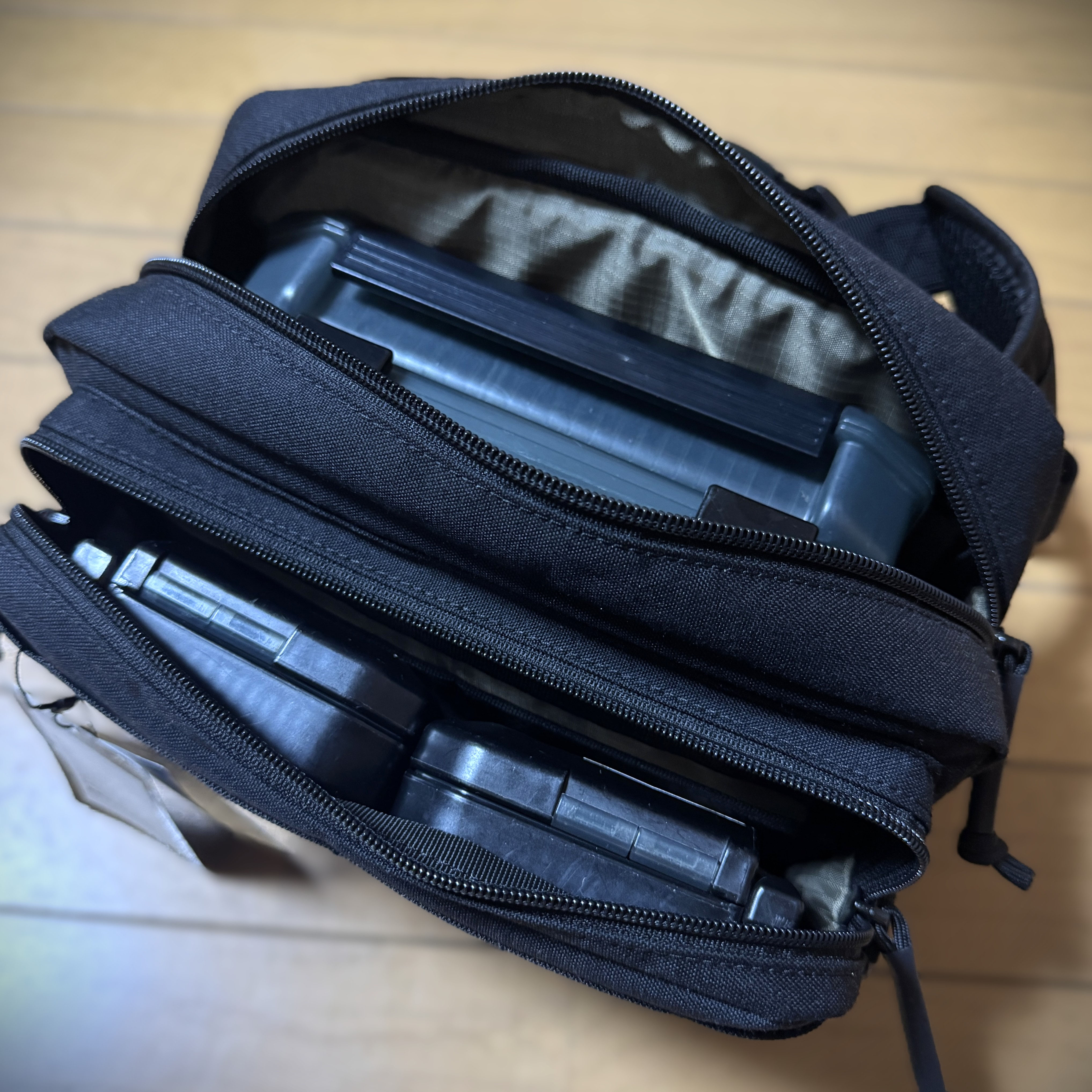 【美品】リーニア ウエストバッグ ボディバッグ サバゲー ボディバッグ メンズ 大容量 通販 ウエストバッグ ワン