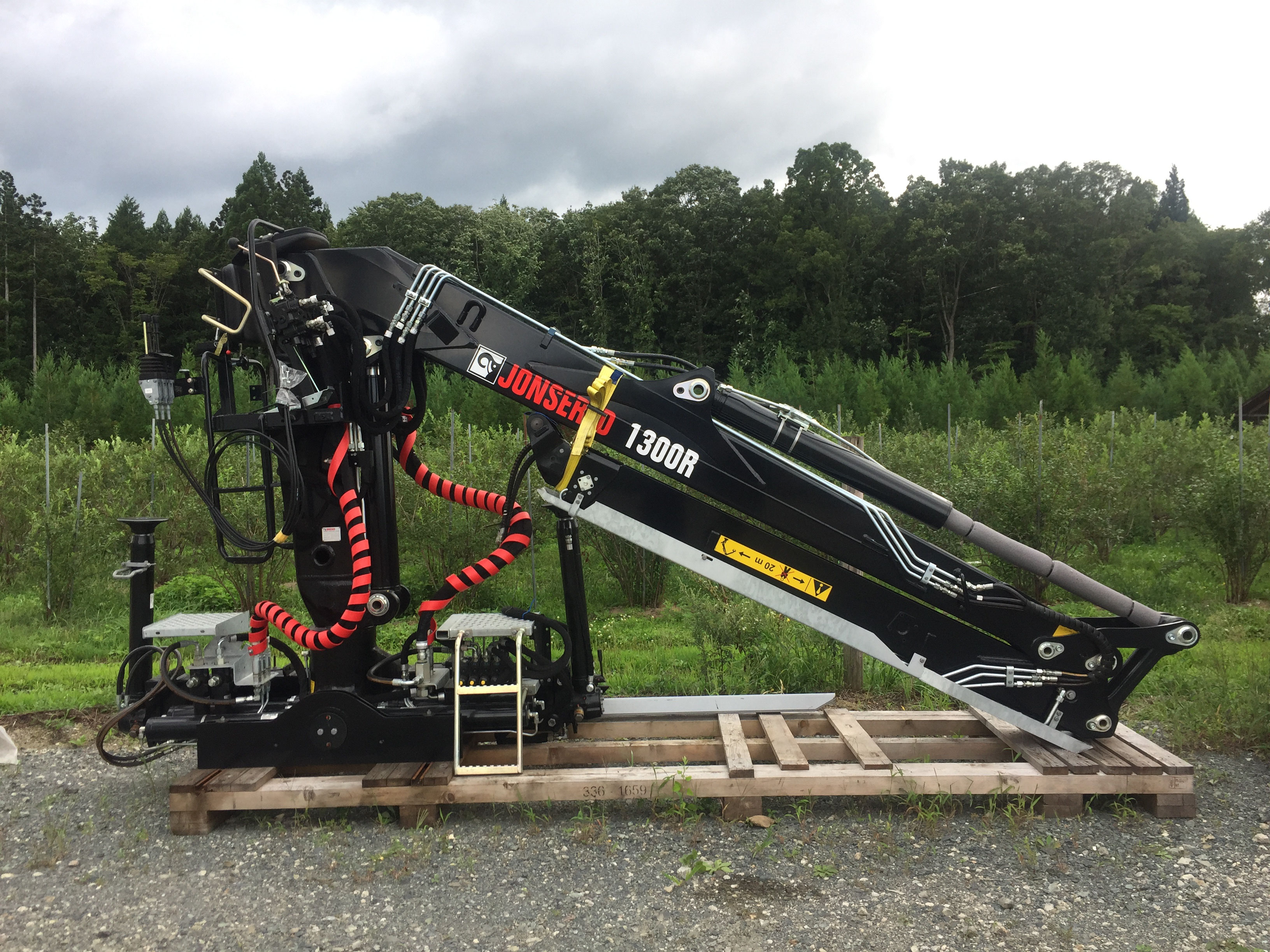 トラック架装　ロケット ステンレス ロケットマーカー 【特大】 2個セット 鱗柄 全長