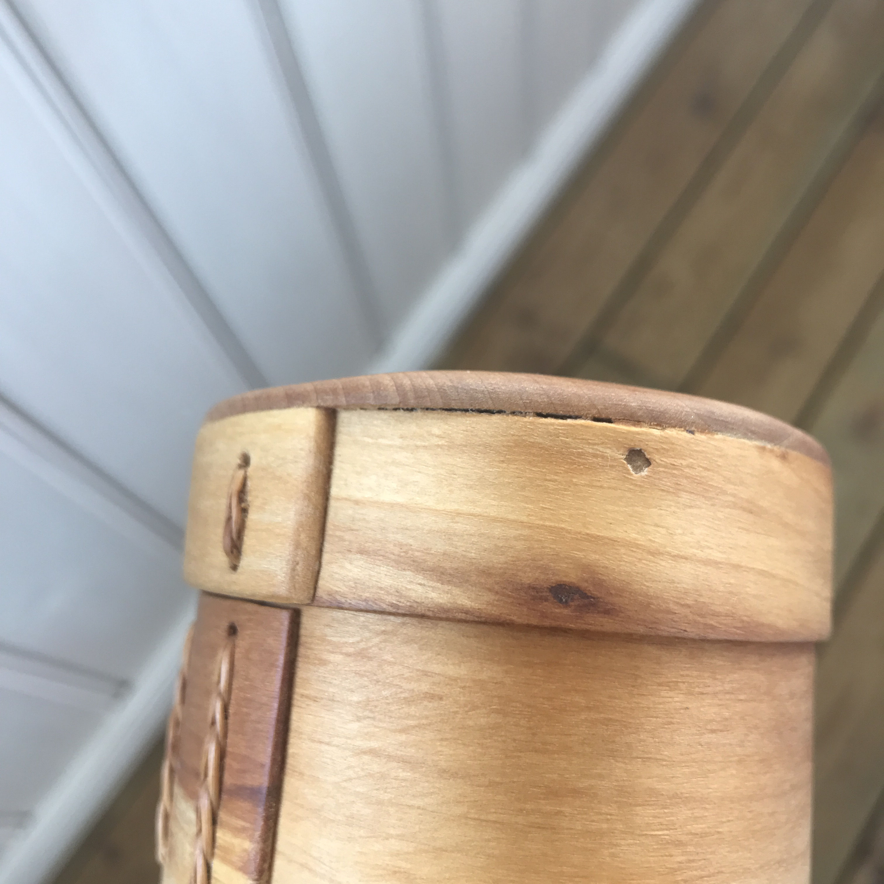 Målad askar för gåva / 贈り物の絵付け箱 - 北欧・スウェーデンの