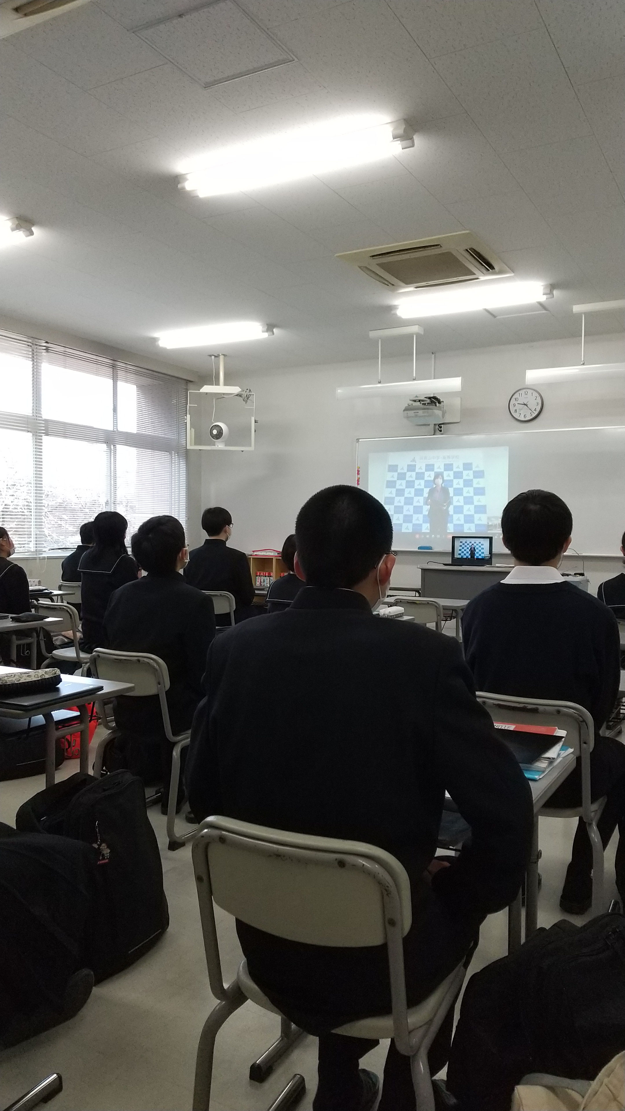 3学期始業式 呉青山中学・高等学校 3学期始業式 呉青山中学・高等学校
