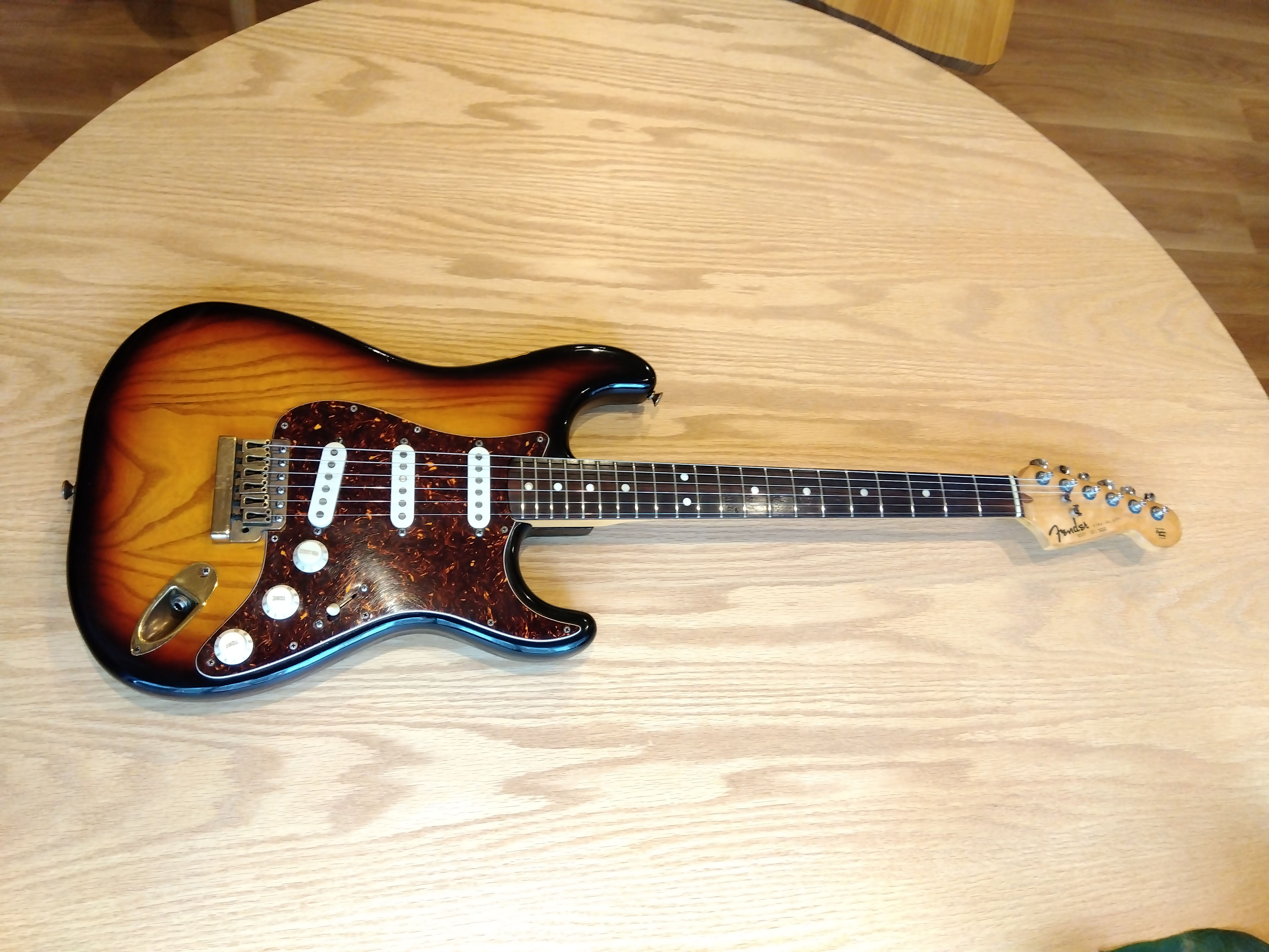 FENDER The Strat - toeikosan ページ！