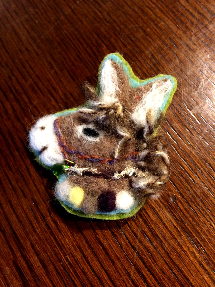 羊毛フェルト作家メリィさんのおさんぽロバ 自由が丘のボタン 洋裁材料店ダック