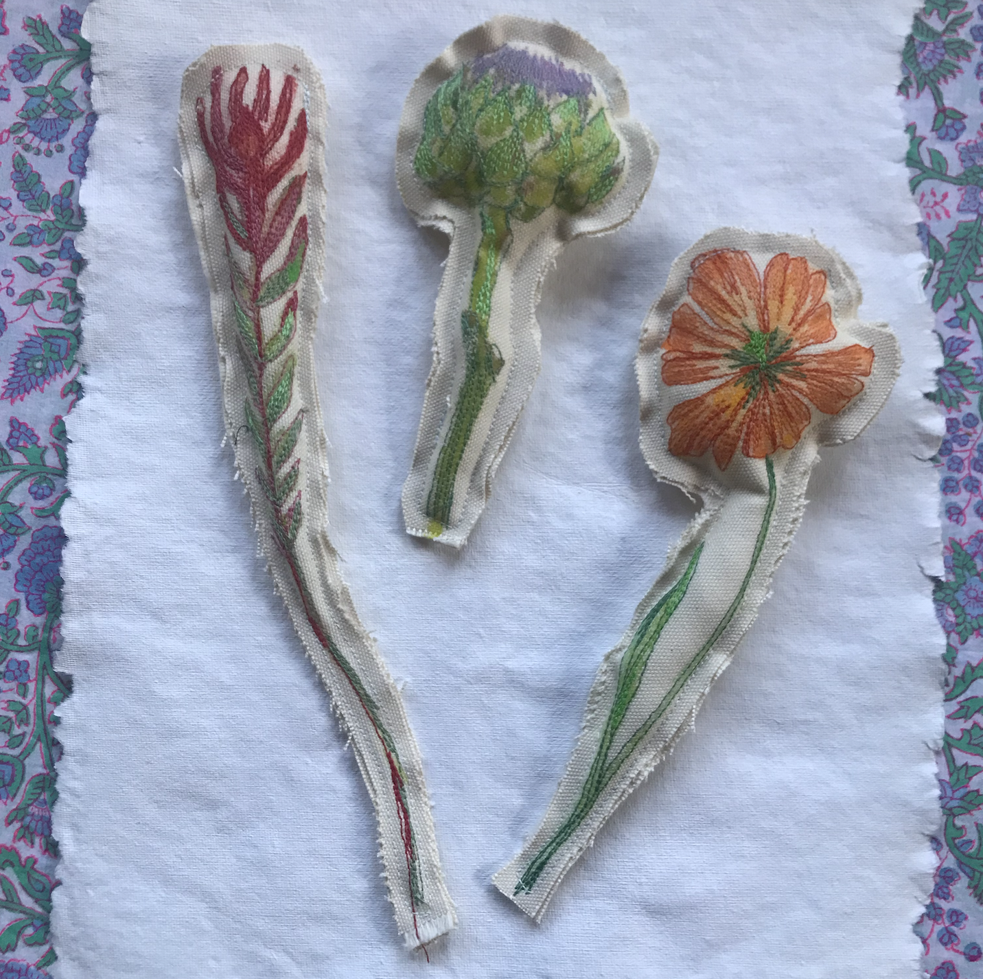 額入り刺繍（糸絵）仮タイトル「牡丹と水仙と花々」<11000073093