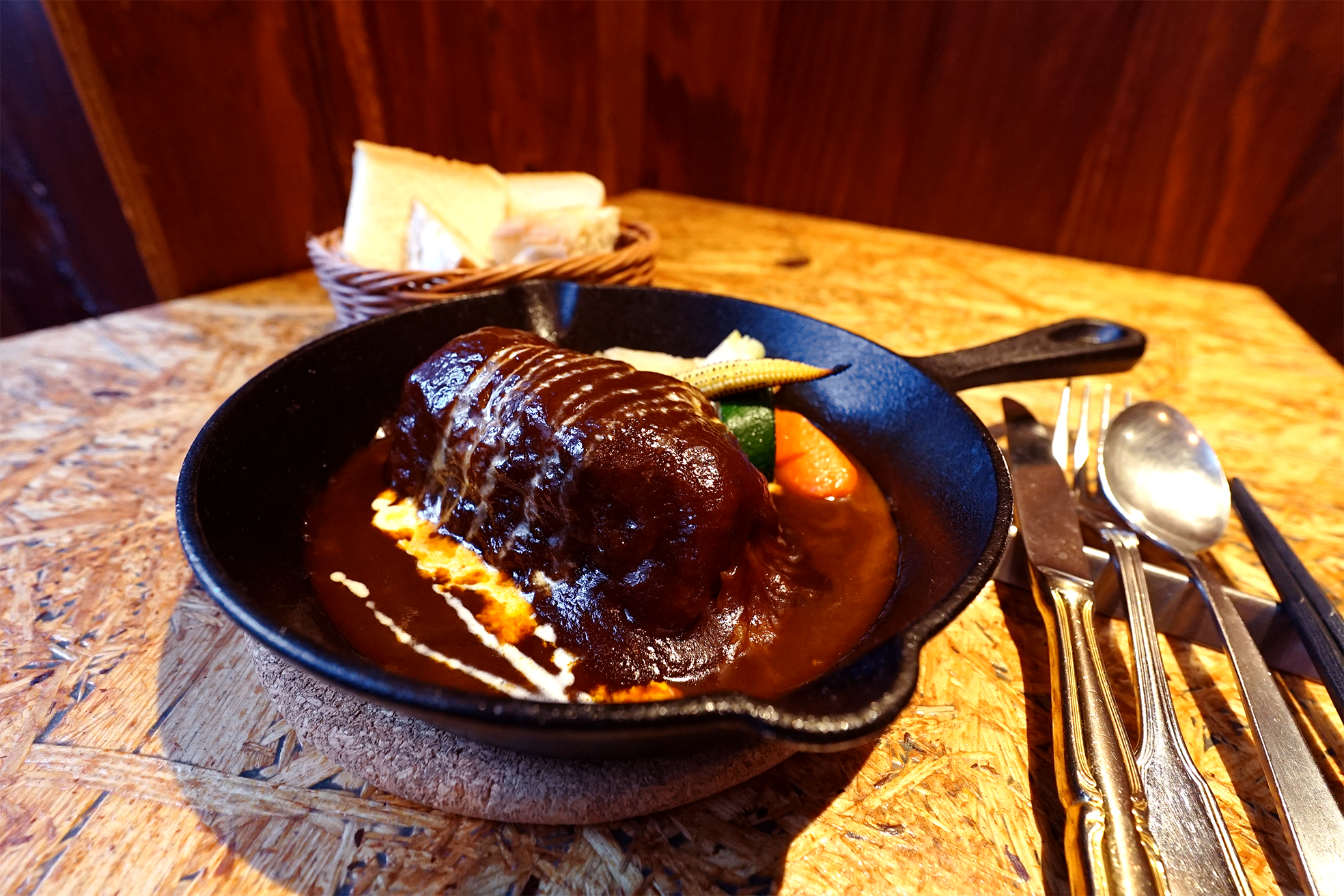 Bistro Roven 芝公園 - BISTRO ROVEN（ローブン）