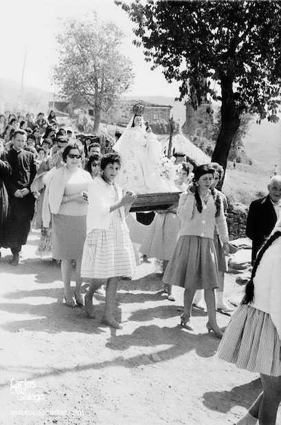 1961-Bendollo-procesion1-asfotosdocarlos.com