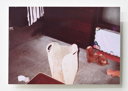 “Background #56” 2021, oil on photograph, 8.9×12.7cm