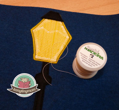 Glow in the dark thread Madeira Halloween Garn Quiet book Spielbuch Leuchtgarn