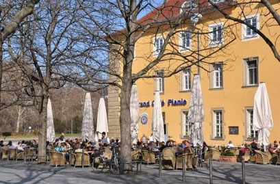 Frühstück am Charlottenplatz in Stuttgart