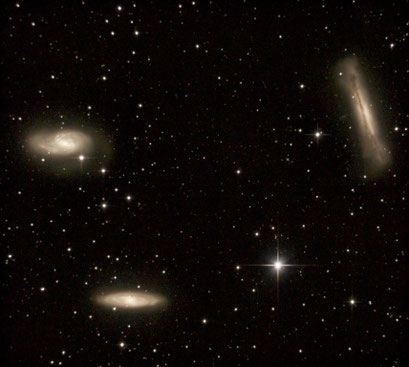Triplet du Lion : M65, M66 et NGC3628 au 150/750