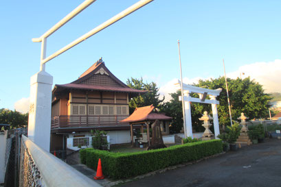 John Wayne, producer and star of "Big Jim McLain", utilized Honolulu's Shingon Mission as a movie location. 