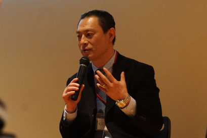 今の日中関係は色々とあるが、ピンチはチャンス。情報を多方面から入手して、まずは行って、自分の目で見て感じることが大事、と金氏。