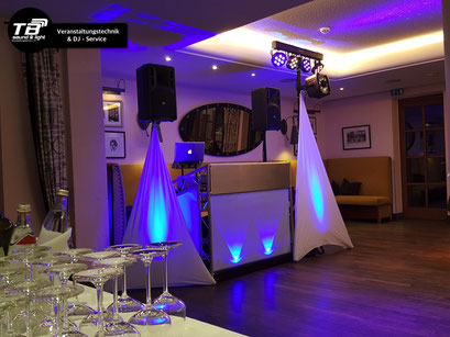 DJ für eine runde Geburtstagfeier im Dorint Hotel Venusberg, inkl. elegantem Ton- und Licht Konzept.