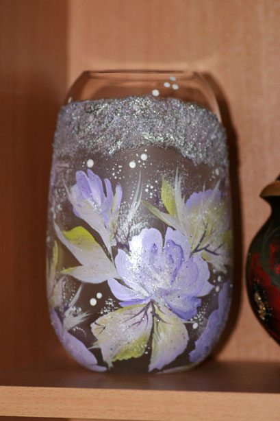 В5. glass vase, 16 см