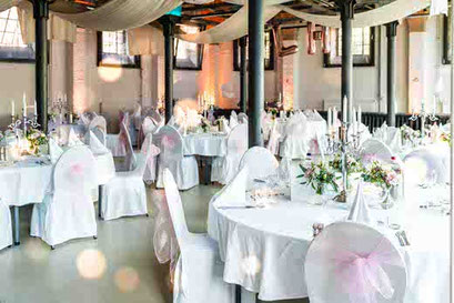 Hochzeitstische im Kunstsaal Lüneburg
