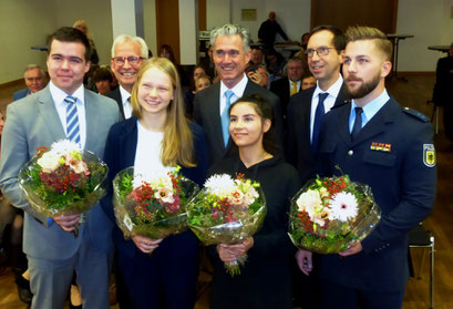 Preisträger und Vorstand der Rotarystiftung: Tilo Friedrich, Helmut Böing, Jule Hölscher, Dr. Hans Luboldt, Yaren Kuplay, Max Trapp,Michél Pascal Hess