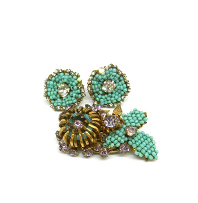 MIRIAM HASKELL Early Rose montée Brooch and Earrings set, Glass Turquoise / Horseshoe Mark -art.933/5
