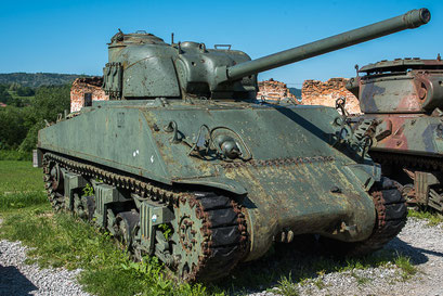 Tank M4A3 Sherman, Kanone 76mm  33t USA. Produktion SAD (USA)