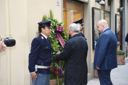 Deposizione corona via Orafi