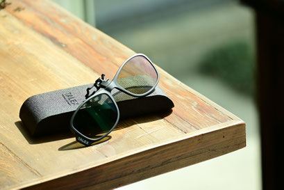 【フカセ釣りで使用するクリップオン偏光サングラス】　フレーム：TALEX CPL03　レンズ：TALEX TRUEVIEW SPORTS HM Cort