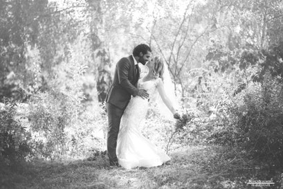 mariage élégant couple lumière naturelle
