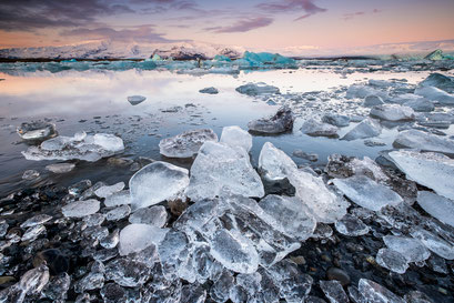 Jokulsarlon glacier lagoon - Iceland © Jurjen Veerman